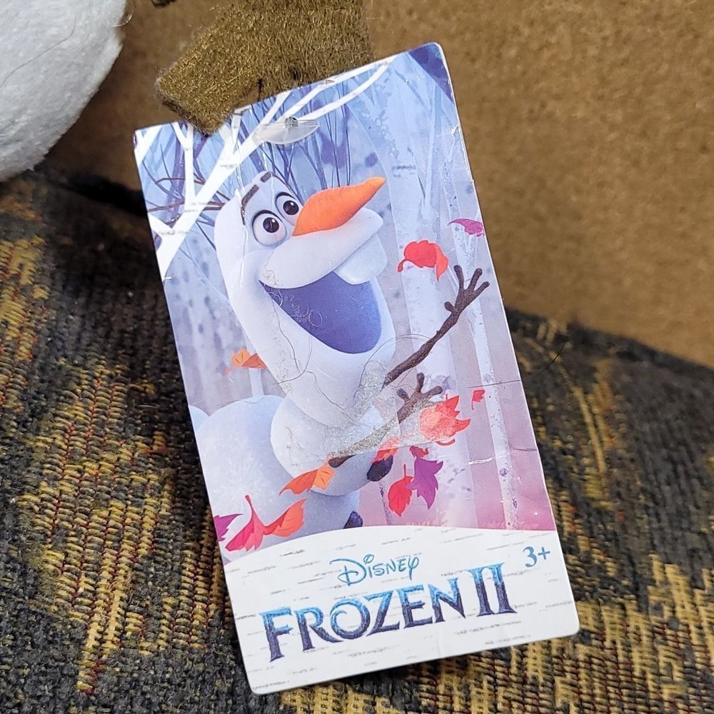 Disney Olaf 13 inch Stuffed Animal– Frozen 2 - Picture 2 of 4